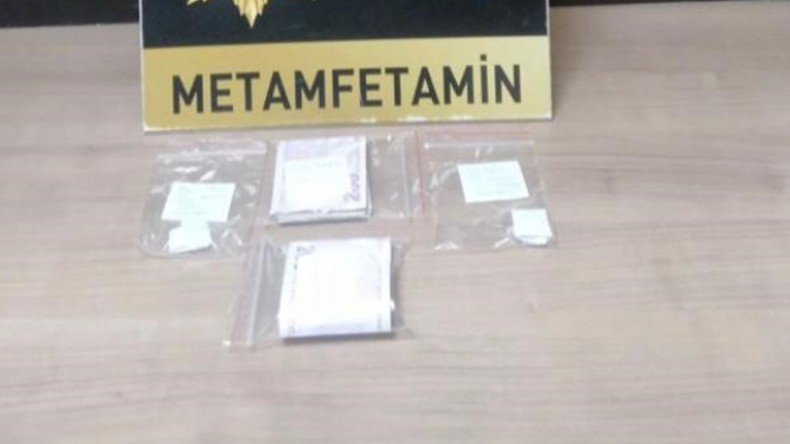 Uyuşturucu operasyonlarında 3 kişi tutuklandı