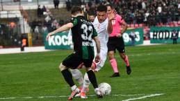 Kocaelispor Balıkesirspor’u dağıttı; 6 golle 3 puanı aldı
