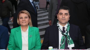 DP Genel Başkanı Gültekin Uysal, Kocaeli’de 20 bin kişilik halk iftarına katıldı