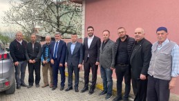 Sami Çakır Kartepe’de kapı kapı geziyor