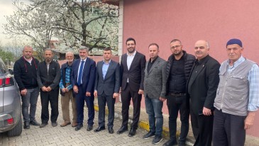 Sami Çakır Kartepe’de kapı kapı geziyor