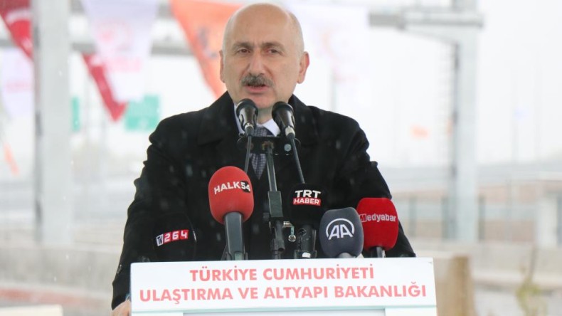 Ulaşımda İstanbul ve Kocaeli ile olan bağlantısı bu yolla güçlendi