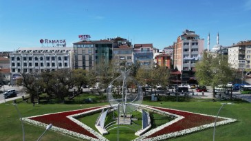 TOGG’un logosunu çiçeklerle işlediler