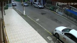 Husumetli olduğu kişiye kurşun yağdırdı