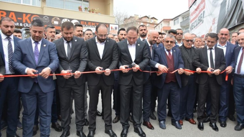Büyük Birlik Partisi Gebze ilçe Başkanlığı görkemli törenle açıldı