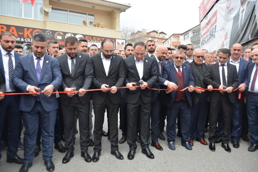 Büyük Birlik Partisi Gebze ilçe Başkanlığı görkemli törenle açıldı