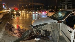 D-100 Başiskele geçişinde kaza; Yaralı var