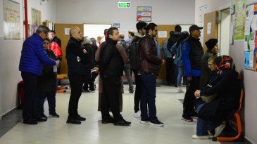 Kocaeli’de vatandaşlar sandıklara akın etti