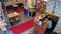 Kredi kartı borcunu yatıracağı parası çocuk tarafından çalındı