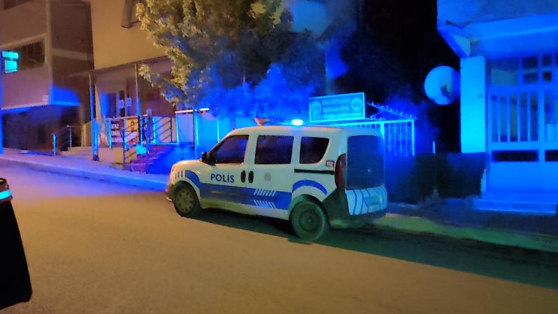 Tartışma büyüdü, bir kişi silahla vuruldu