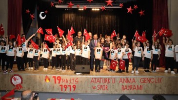 Barış Manço şarkıları Körfez’de hayat buldu