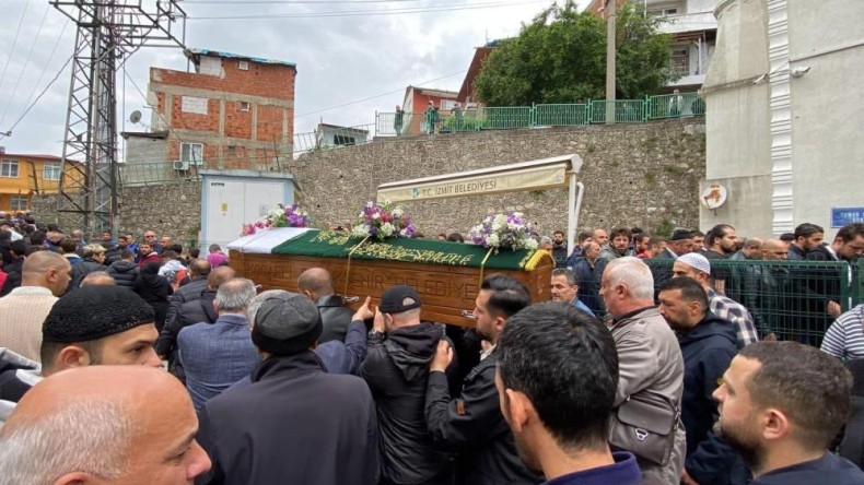 Feci şekilde darp edilerek hayatını kaybeden lise öğrencisi son yolculuğuna uğurlandı