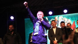 Başkan Büyükakın: Kocaelispor için gövdemi taşın altına koymuşum zaten