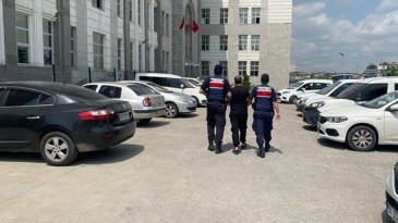 Aranan dolandırıcıya jandarma operasyonu