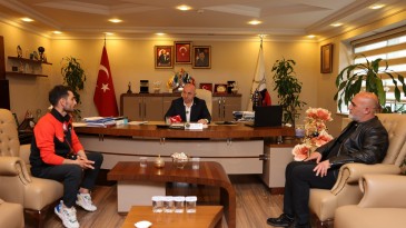 Darıcalı şampiyon dünya arenasına çıkacak