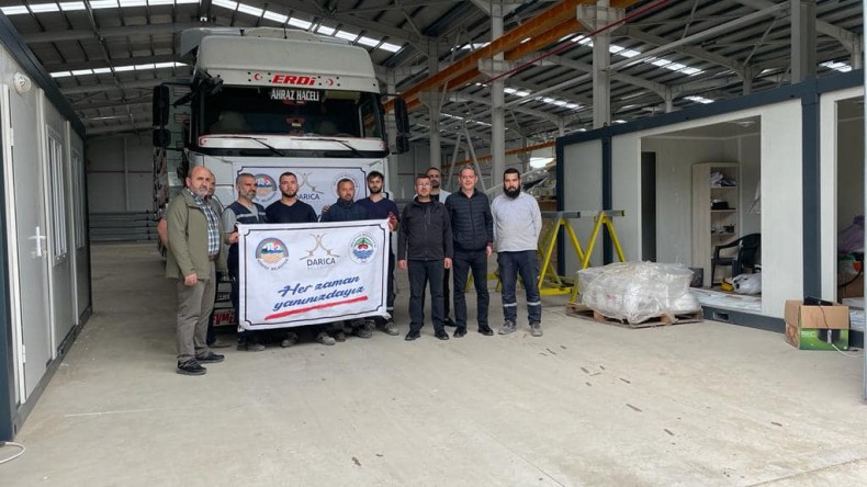 Konteynerler deprem bölgesine gönderildi