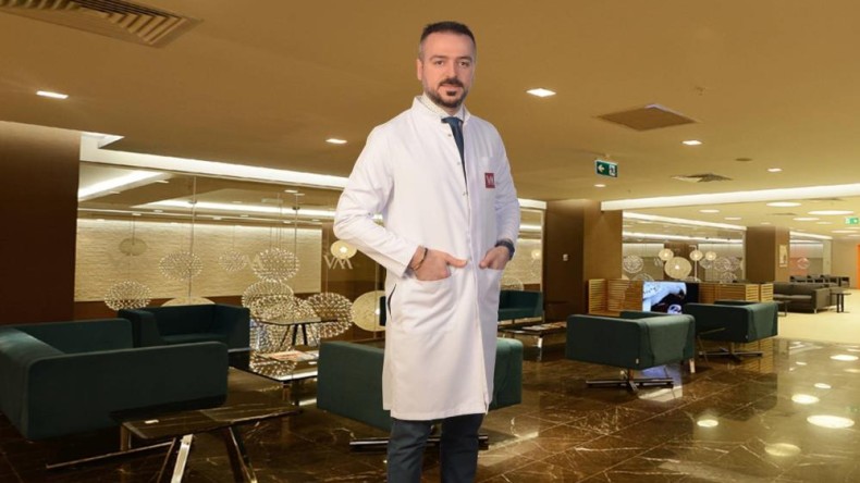 Uzmanı açıkladı: “Göz kapağı estetiği 20’li yaşlarda bile yapılabilir”