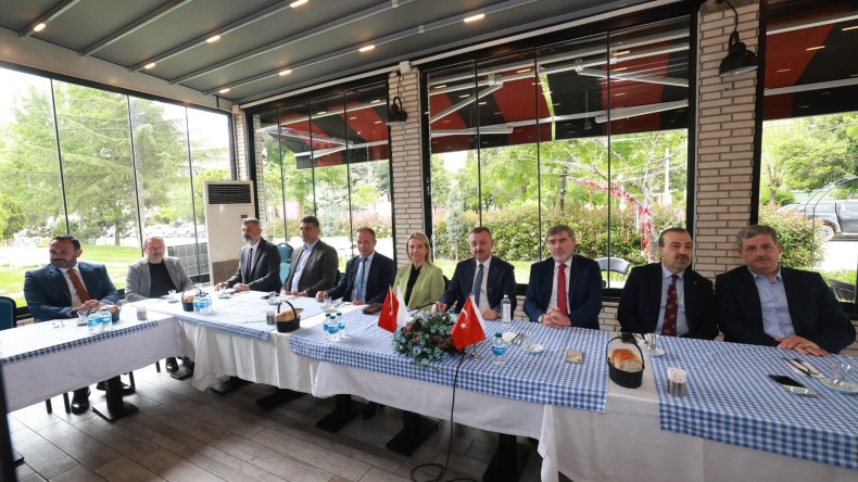 Trabzonlular Ak Parti’yi bağrına bastı