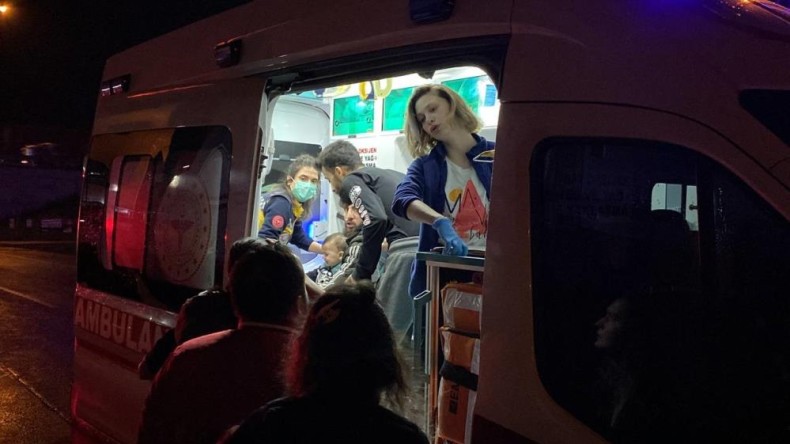 Alışveriş dönüşü kaza: 1’i bebek 3 yaralı