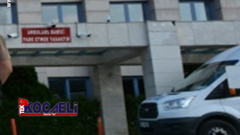 Hastanede beklerken üzerine pencere düştü