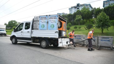 Çöp Konteynerleri Yerinde Yıkanıyor