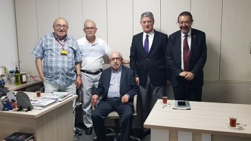 Eski Dostlardan seri ziyaret