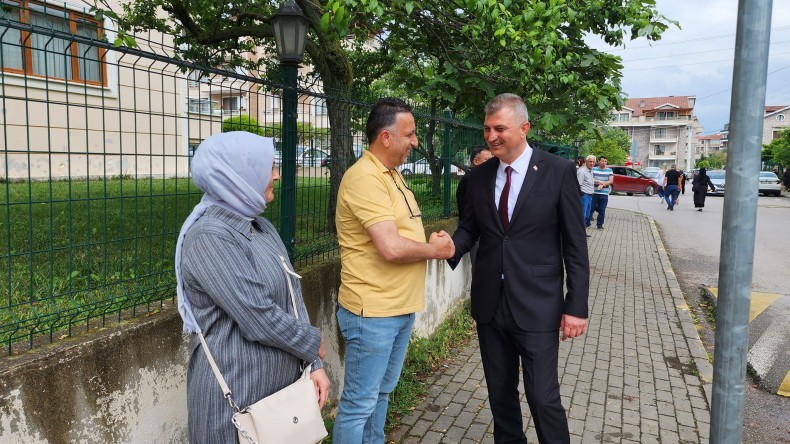 Başkan Sezer Sınava Giren Öğrencilere Başarılar Diledi