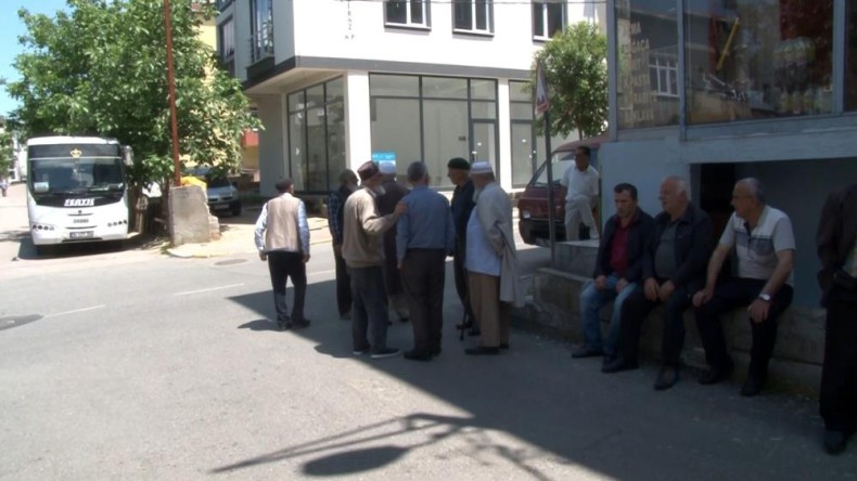 Sahte diploma kavgası: Emekli öğretmene kurşun yağdırdı