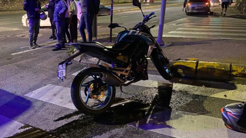 İzmit’te iki motosiklet çarpıştı: 2 yaralı