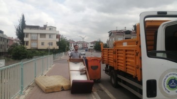 Darıca Belediyesi 5 ayda 27 bin ton çöp topladı