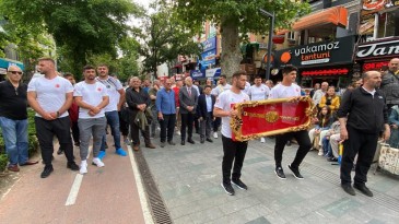 Güreşçiler Kocaeli’de 180 bin TL’lik altın kemer için ter dökecek