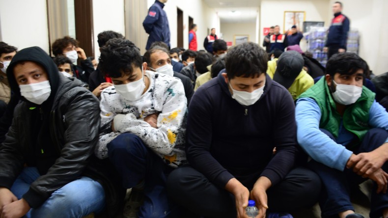 Kocaeli’de 32 Düzensiz Göçmen Sınır Dışı Edildi