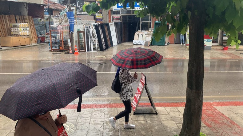 Kocaeli’de Sağanak Etkili Oluyor