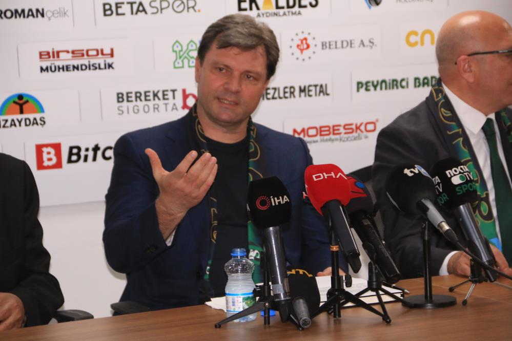 Ertuğrul Sağlam imzaladı: ‘Kocaelispor hak ettiği Süper Lig’de olacak’