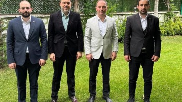 Hüseyin Ayaz, Büyük Birlik Partisi heyetini evinde ağırladı