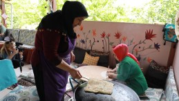 Çınar Kahvaltı Konağı hizmetinizde; Doğallığı lezzetle buluşturuyor