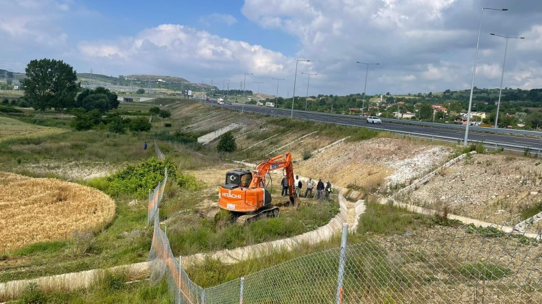 İzmit Eseler Ve Durhasan Mahallelerine Yeni İletim Hattı Yapılıyor