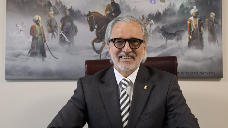 Cem Şakoğlu: Fikret Hocaoğlu özür dileyecek mi?