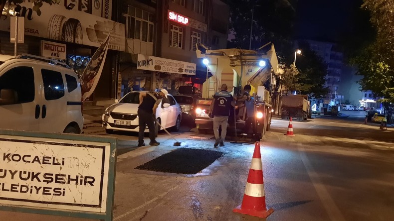 Yollar ve Kaldırımlar Bayrama Hazırlanıyor