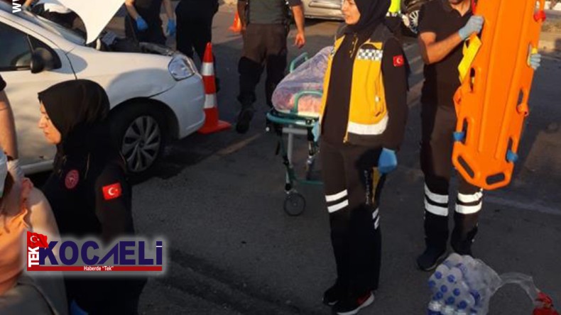 Korkunç kaza; Araçlar çarpışmanın şiddetiyle savruldu