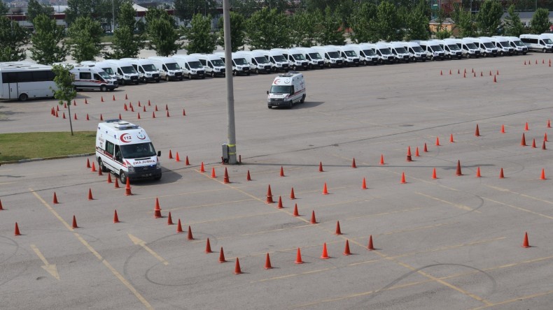 Ambulans Sürüş Teknikleri Eğitimi Tamamlandı