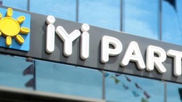 İYİ Parti’de istifa depremi; Bir üst düzey isim daha….