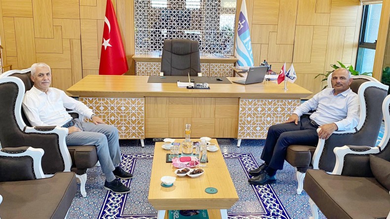 Başkan Söğüt’ten Hacı Ziyaretleri