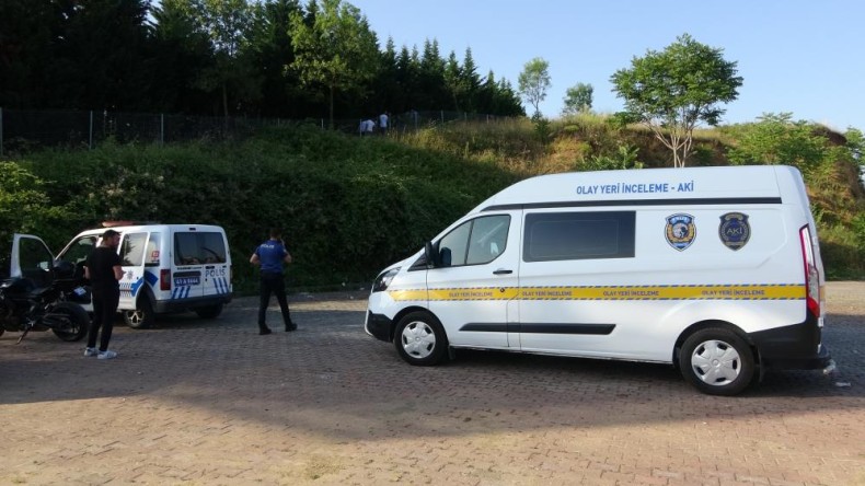 Yeşillik alanda çürümüş ceset bulundu