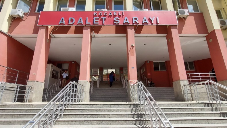 Genç Kız Dehşeti Yaşadı: Kaçırıp Mezarını Bile Kazdılar