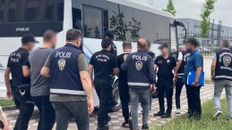 Sopayla saldırıp gasp ettiler: 5 kişi tutuklandı