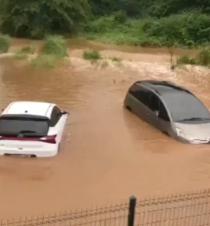 Şiddetli Yağış Kandıra’yı Vurdu