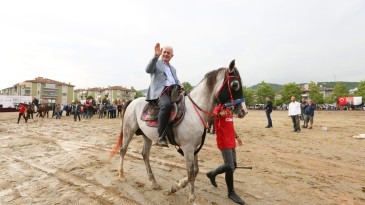 Cirit Şöleni Nefesleri Kesti