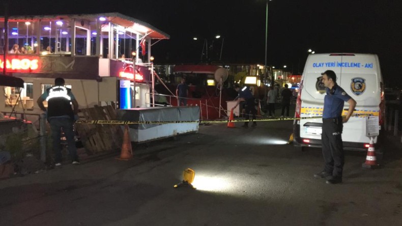 İzmit sahilinde kadına silahlı saldırı