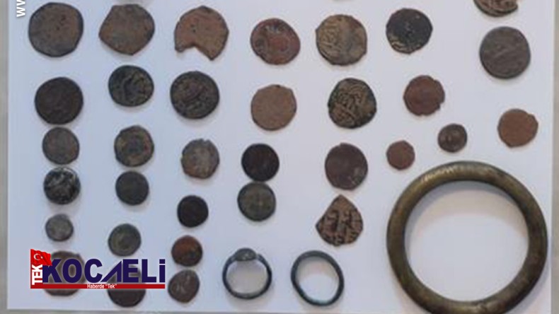 Durdurulan araçtan 77 tarihi eser çıktı